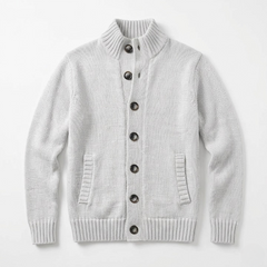 Kofta - Elegant stickad kofta med knappar